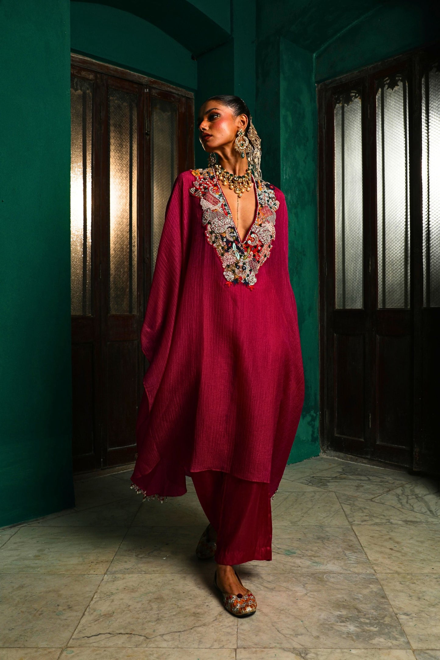 Raas Gulnaar kaftan in Fuschia