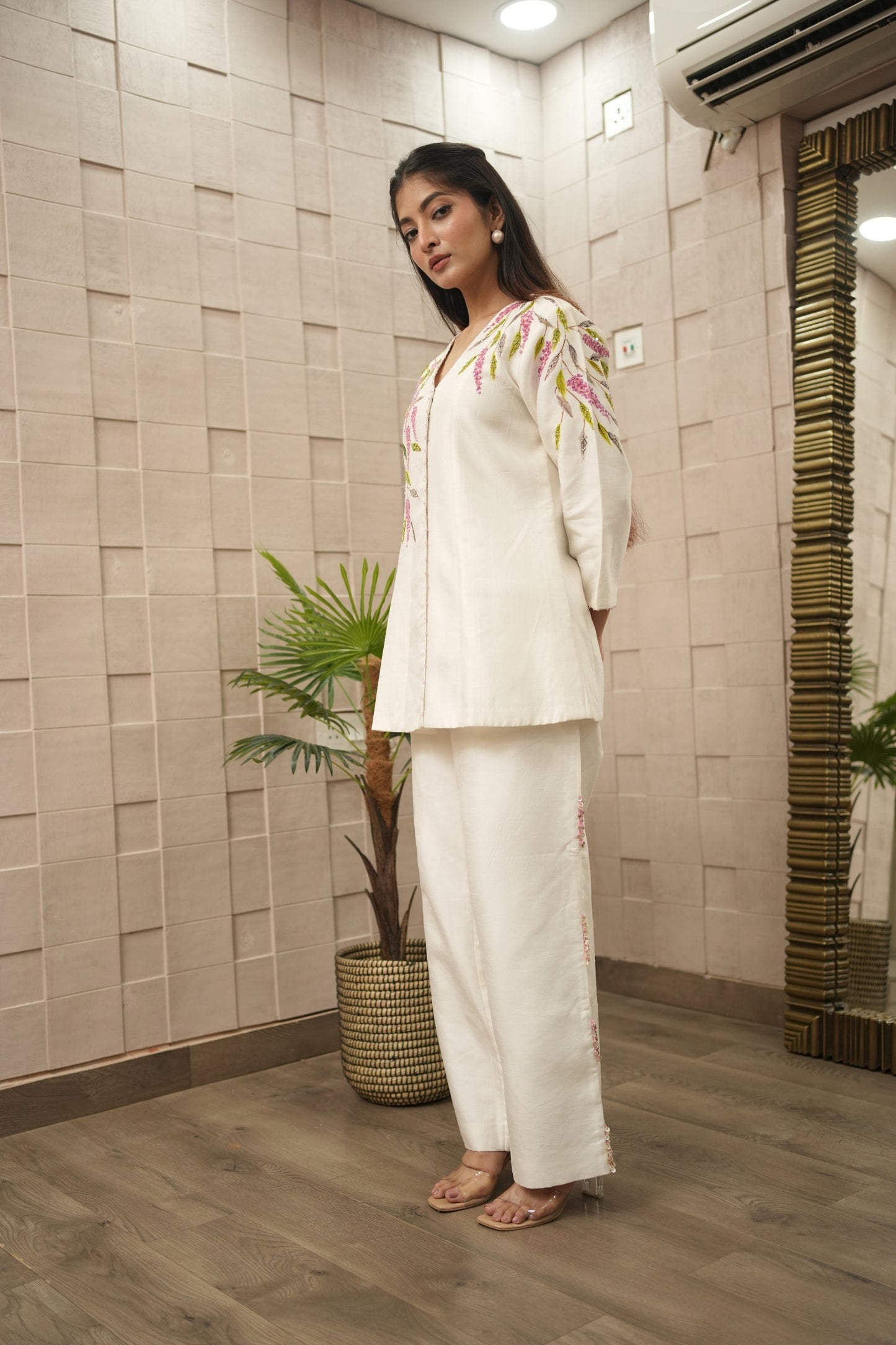 Ivory Wisteria Set