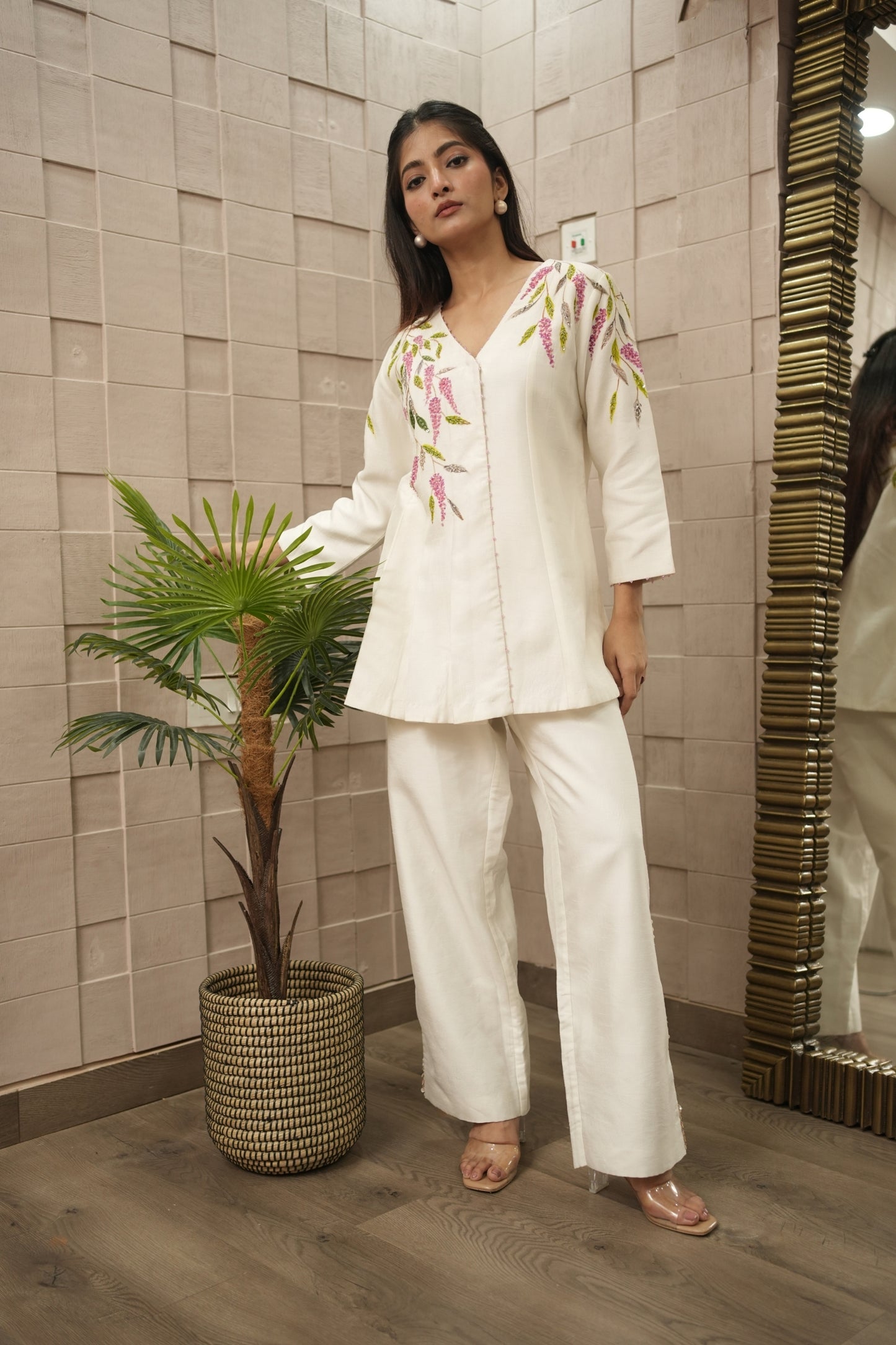 Ivory Wisteria Set