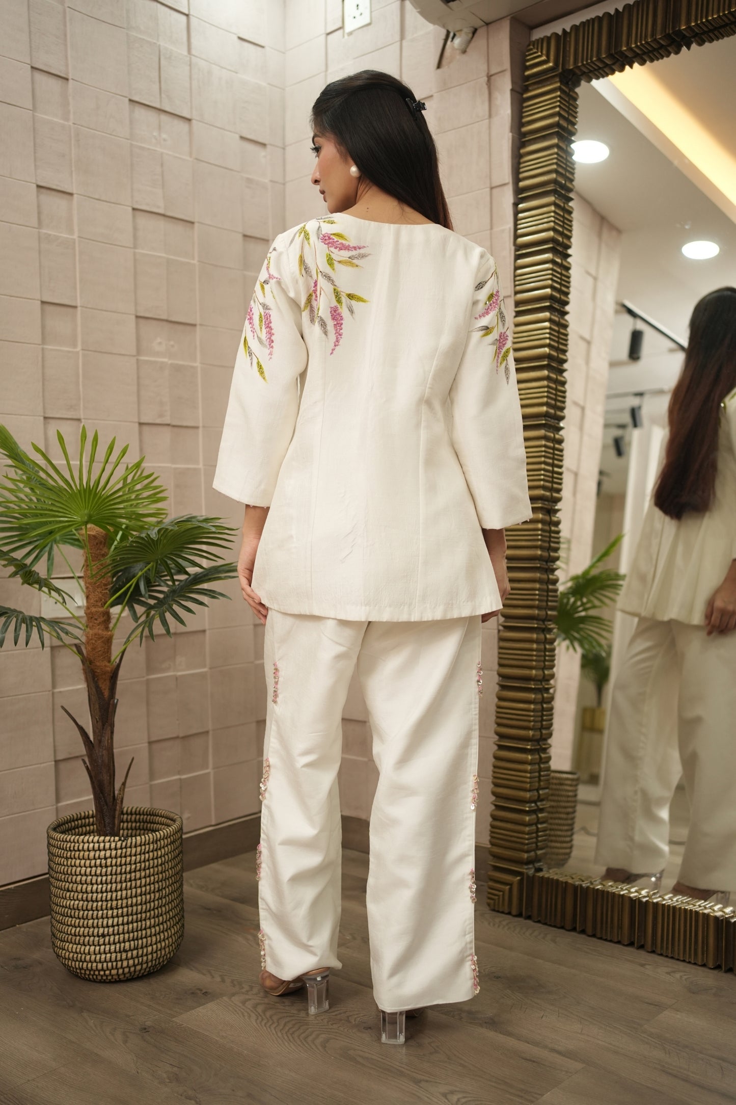Ivory Wisteria Set