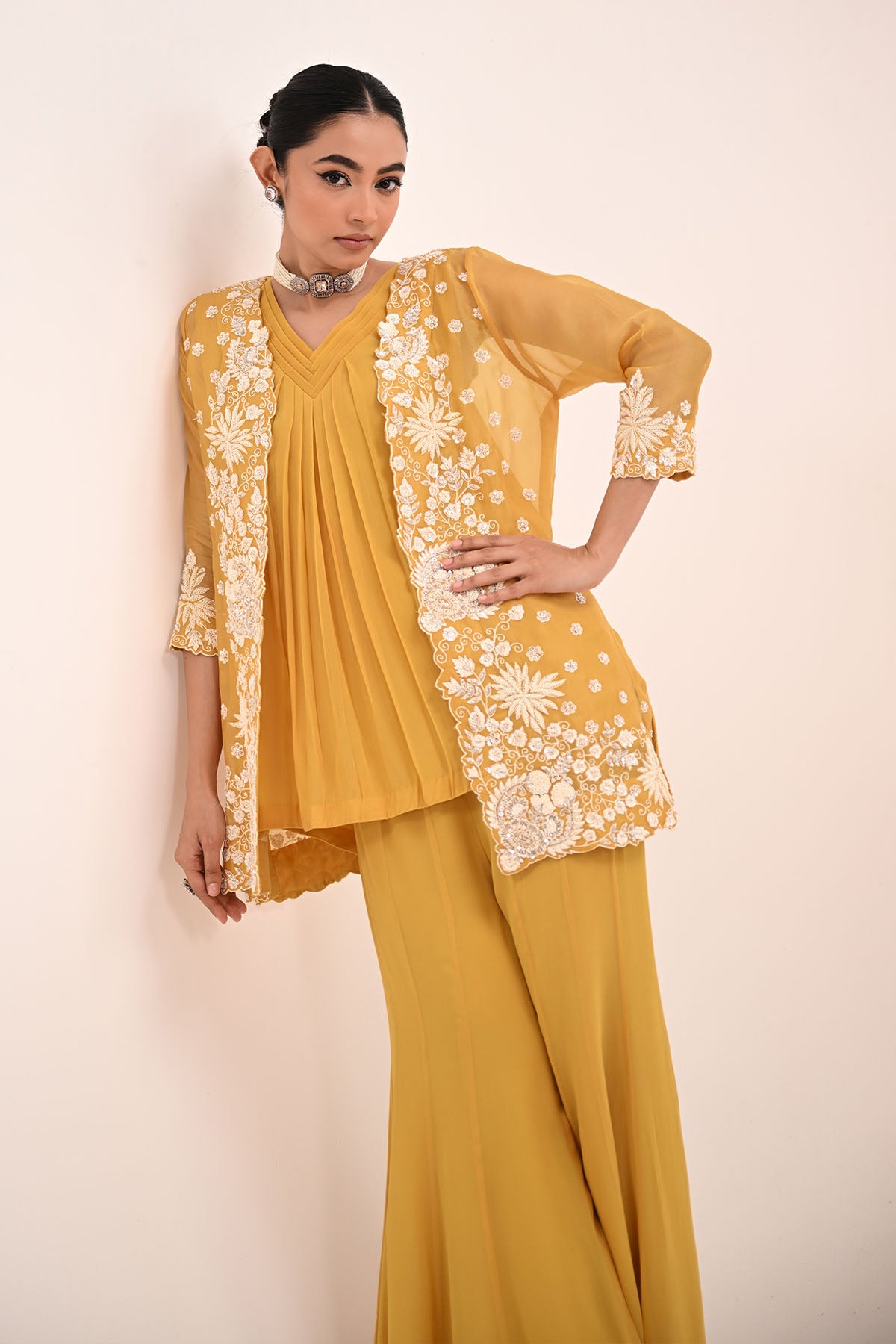 Sunheri Phool Set