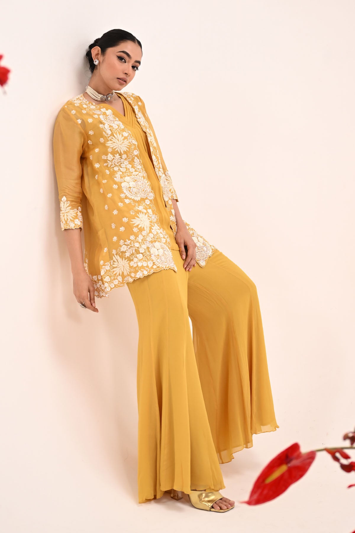 Sunheri Phool Set