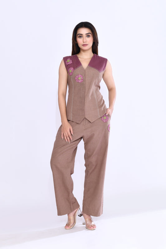 Mocha Petal Vest Set